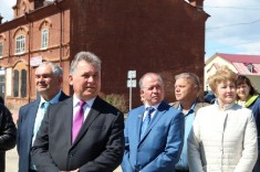 Руководитель АПК «Колос» Сергей Бенслер вместе с Председателем АКЗС  Александром Романенко посетили ряд социальных объектов в Змеиногорске